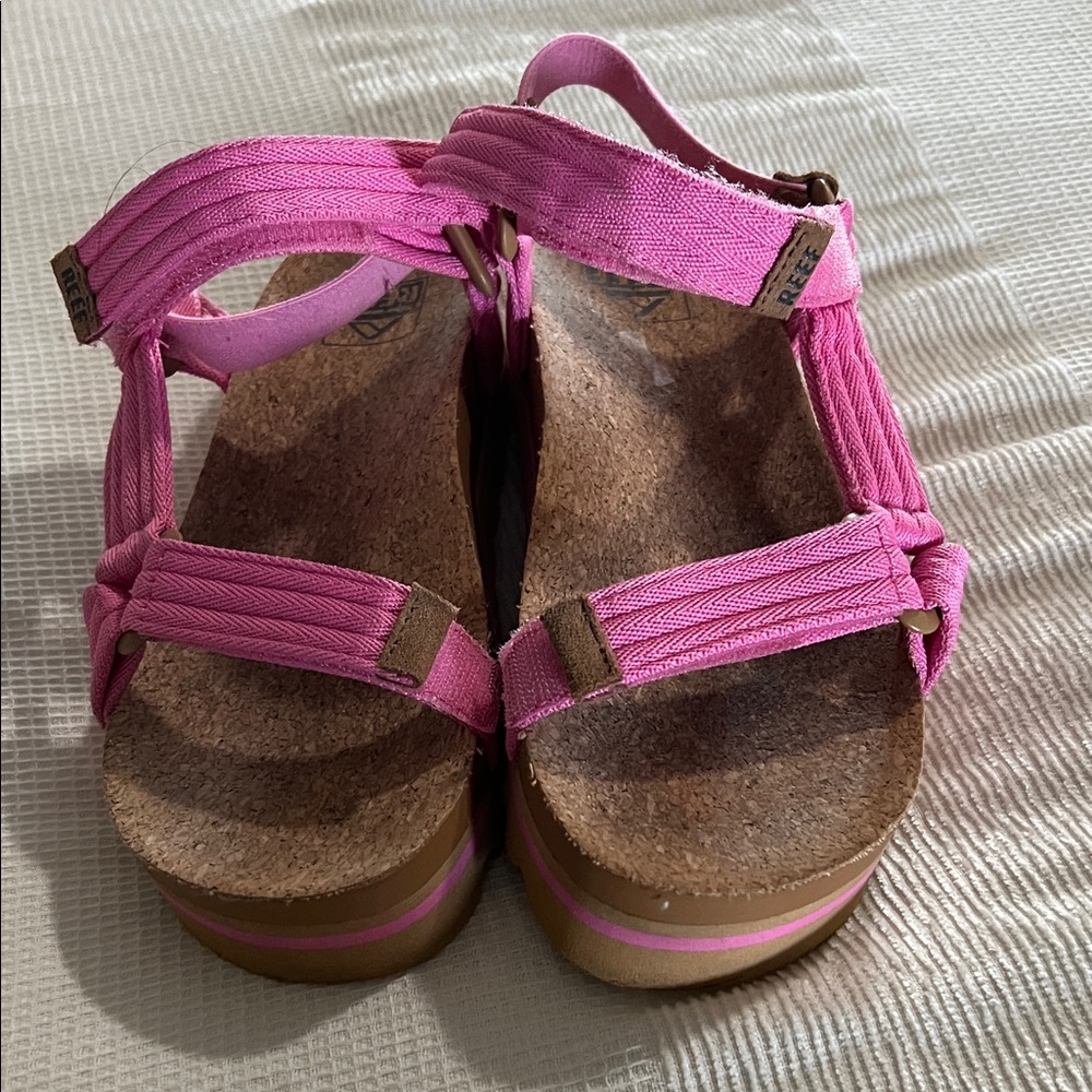 Reef Pink Women's Sandals